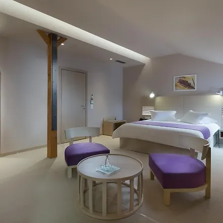 Hydrama Grand Hotel